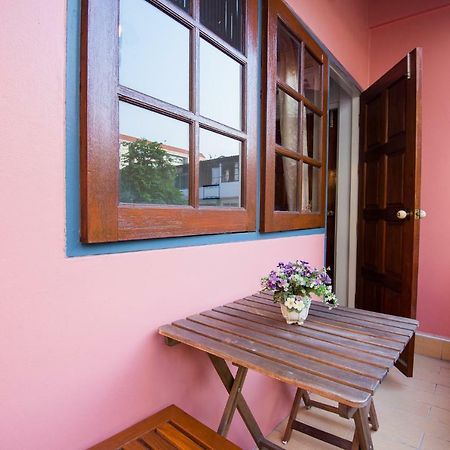 T Smy House Pansiyon Bangkok Dış mekan fotoğraf