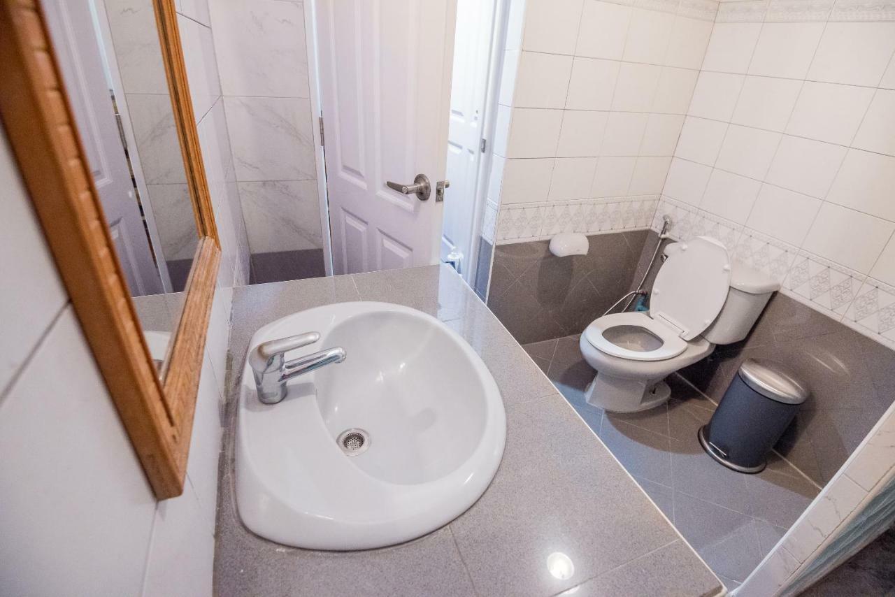 T Smy House Pansiyon Bangkok Dış mekan fotoğraf