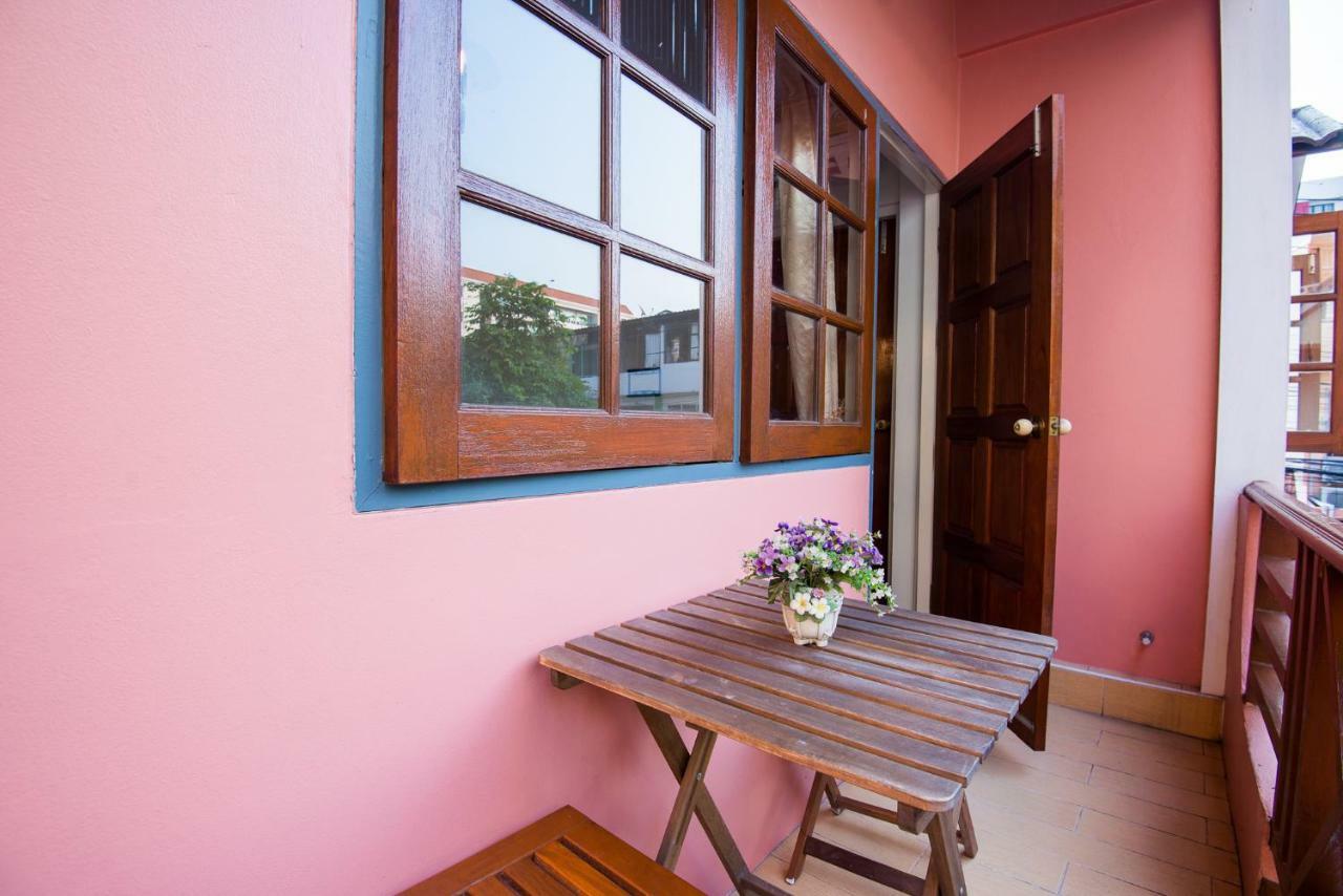 T Smy House Pansiyon Bangkok Dış mekan fotoğraf
