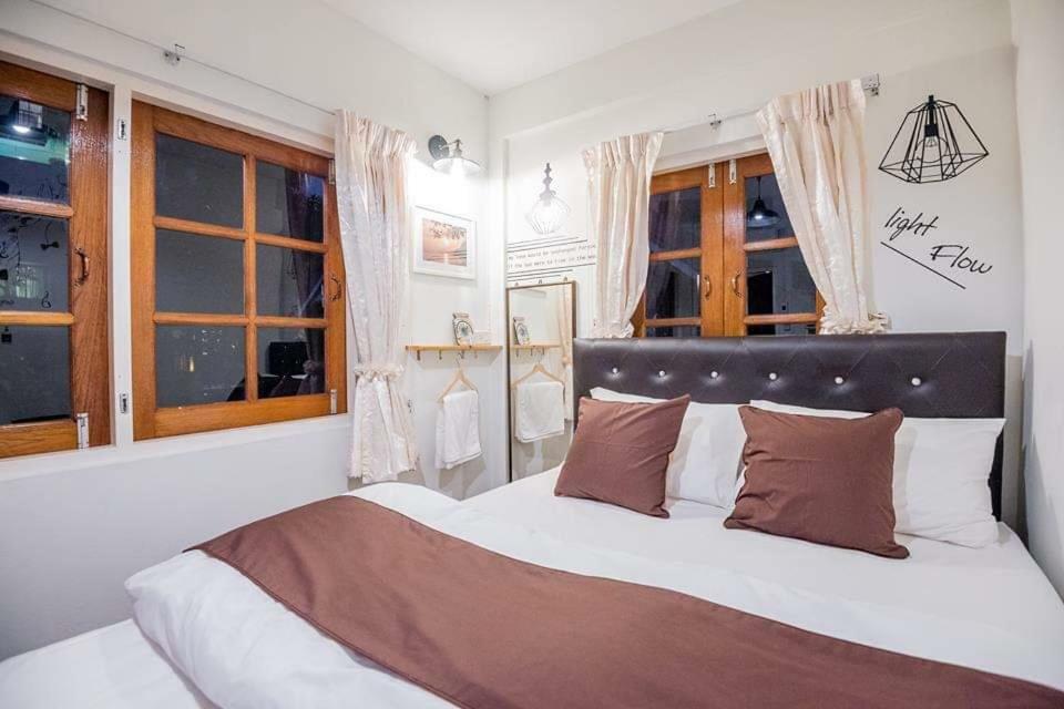 T Smy House Pansiyon Bangkok Dış mekan fotoğraf