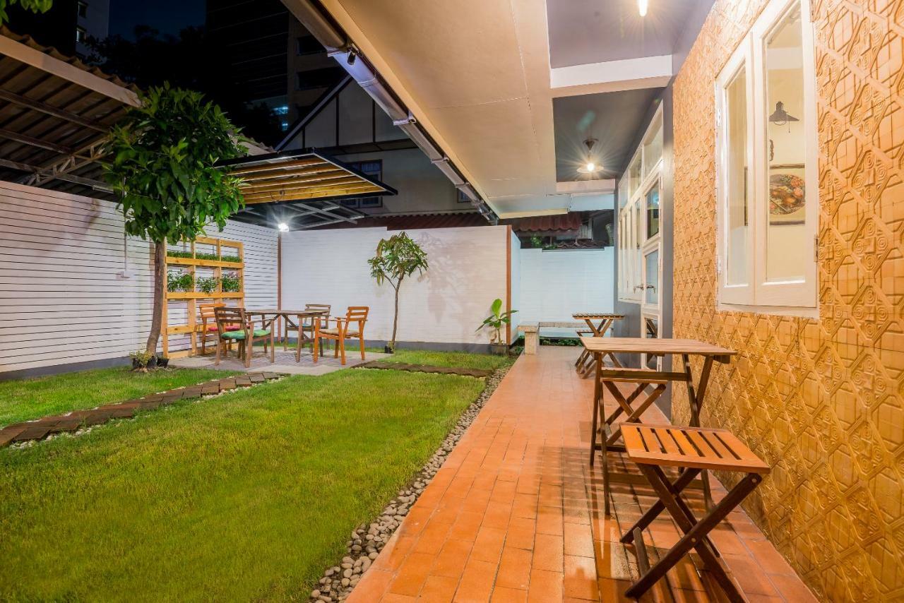 T Smy House Pansiyon Bangkok Dış mekan fotoğraf