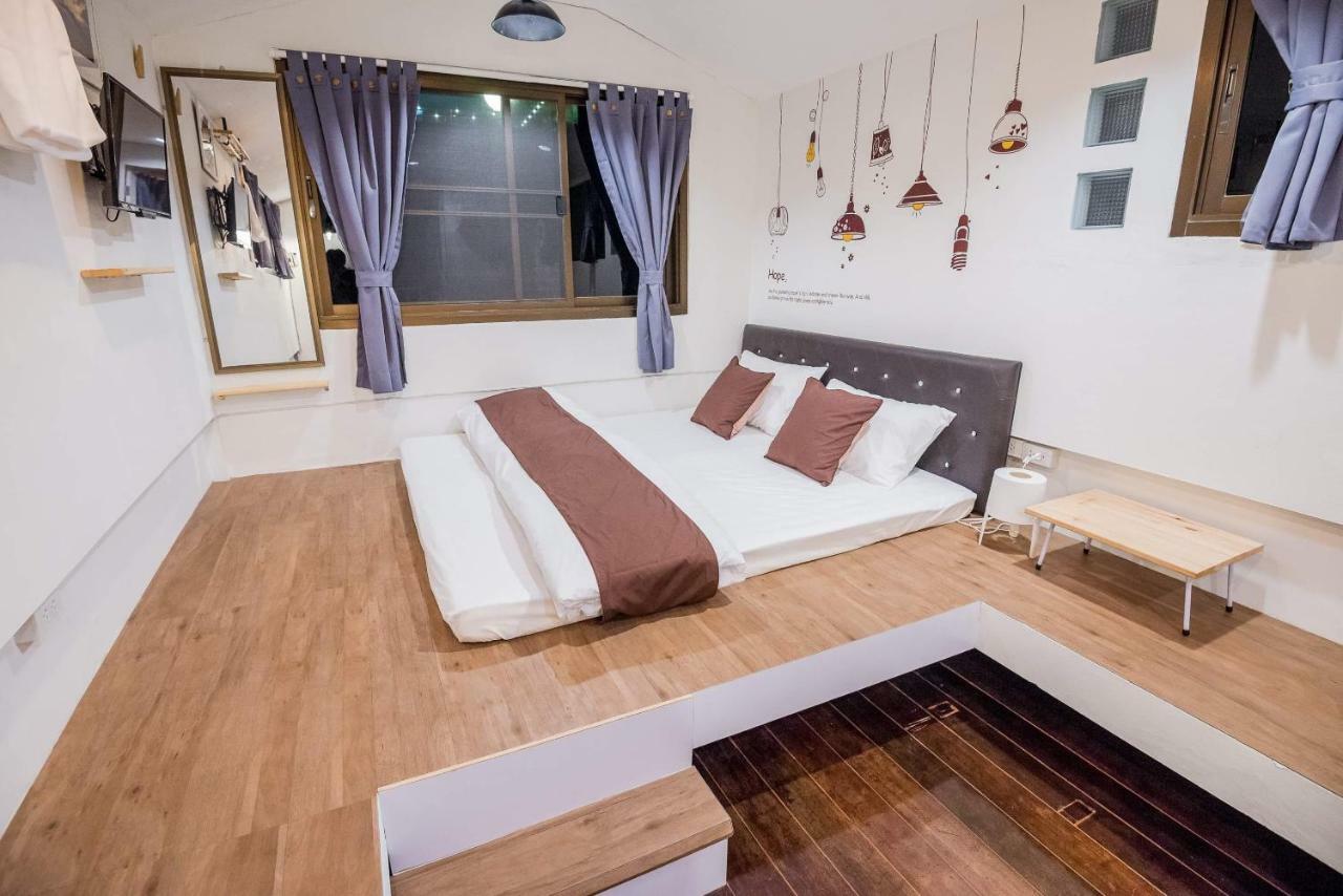 T Smy House Pansiyon Bangkok Dış mekan fotoğraf
