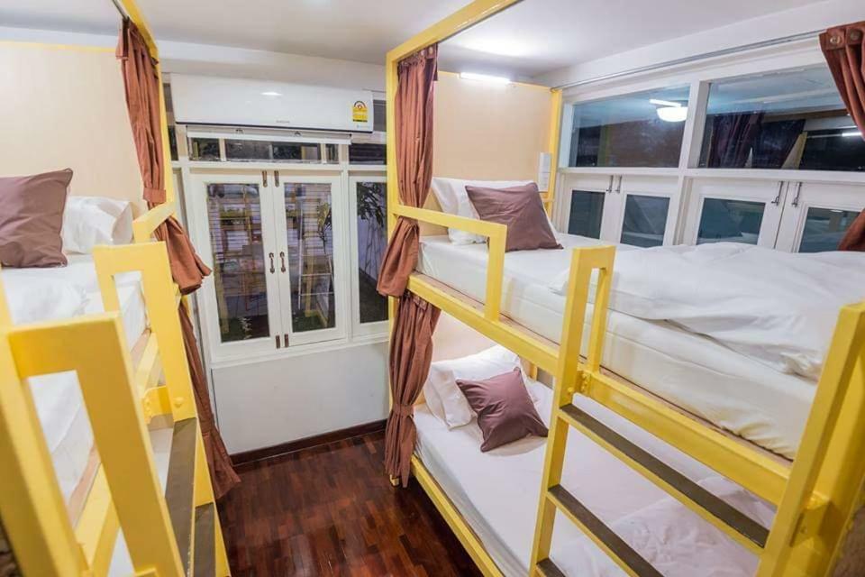 T Smy House Pansiyon Bangkok Dış mekan fotoğraf